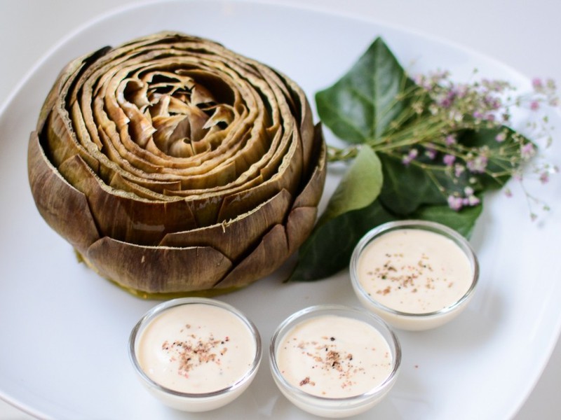 Tumbuhan abadi - artichoke.